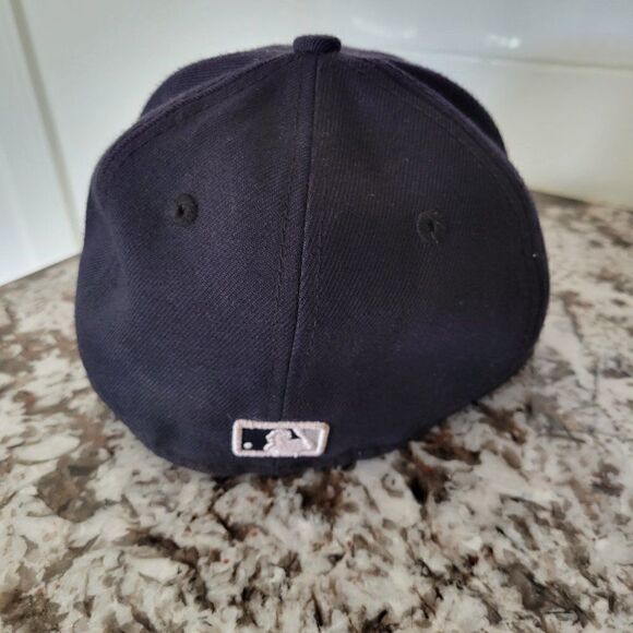 NY Yankees New Era 59Fifty Game Fitted Hat Black 6 5/8 - Picture 3 of 7